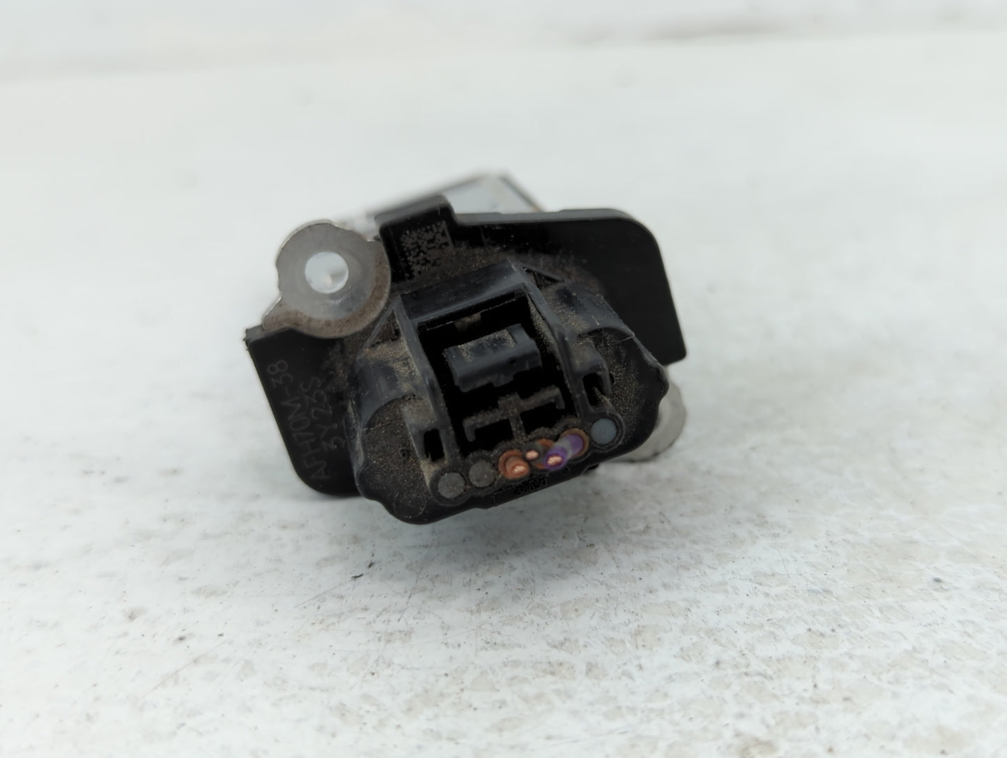 2014-2019 Infiniti Q70 Mass Air Flow Meter Maf - Oemusedautoparts1.com