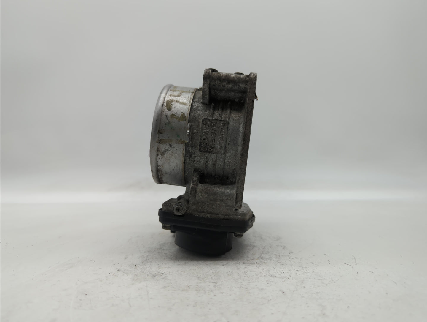 2014 Infiniti Qx30 Throttle Body P/N:526-01 G 0205, RME70-11 Fits Fits 2007 2008 2009 2010 2011 2012 2013 OEM Used Auto Part