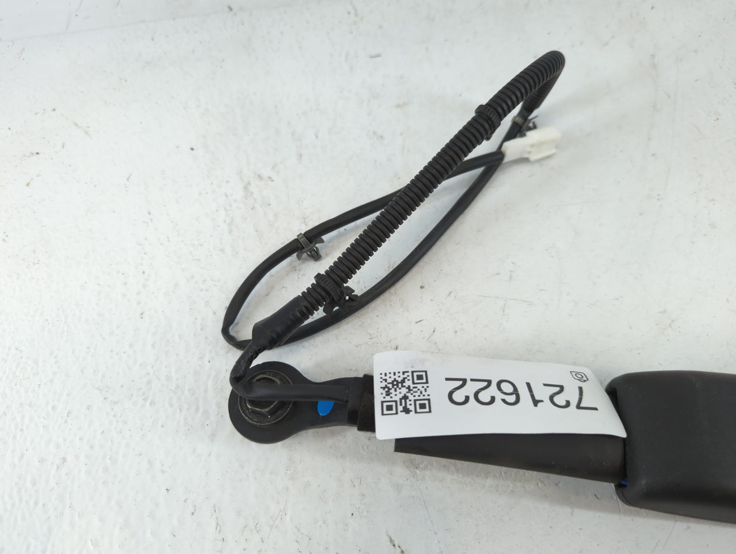 2014-2017 Infiniti Qx50 Passenger Right Seat Belt Front Retractor - Oemusedautoparts1.com
