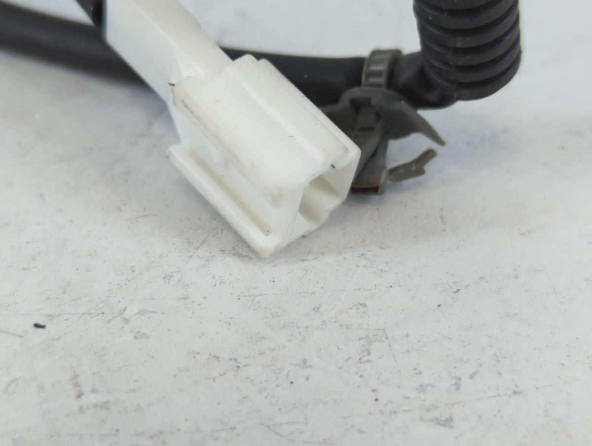 2014-2017 Infiniti Qx50 Passenger Right Seat Belt Front Retractor - Oemusedautoparts1.com