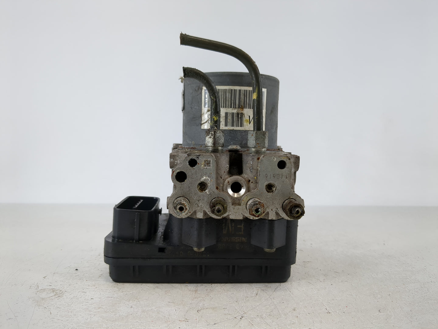 2014-2015 Infiniti Qx60 ABS Pump Control Module Replacement P/N:133-0460000 47660 3JU00 Fits Fits 2013 2014 2015 OEM Used Au