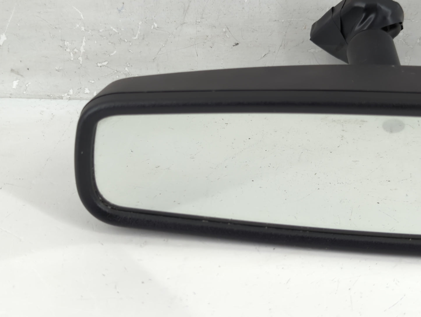 2014 Infiniti Qx60 Interior Rear View Mirror Replacement OEM P/N:GNTX-931 E11026533, E11046533 Fits OEM Used Auto Parts - Oe