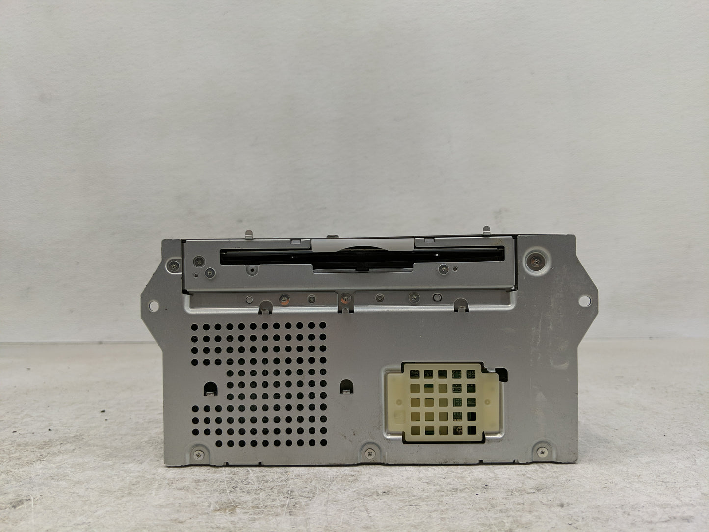 2014-2016 Infiniti Qx60 Radio AM FM Cd Player Receiver Replacement P/N:9452047921 Fits Fits 2013 2014 2015 2016 OEM Used Aut