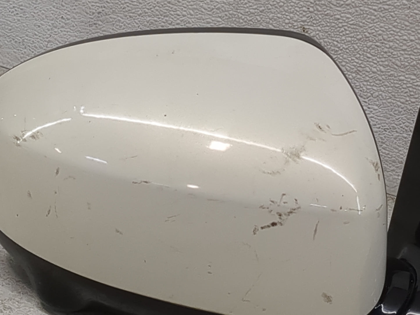 2014-2015 Infiniti Qx60 Passenger Side View Mirror - Right Door Mirror OEM Used - Oemusedautoparts1.com