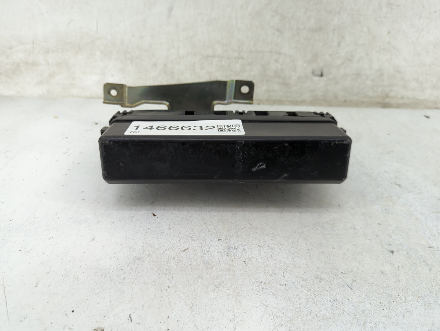 2015-2020 Infiniti Qx60 Fusebox Fuse Box Panel Relay Module P/N:24382 JR23B 7154-7219-30 Fits OEM Used Auto Parts - Oemuseda