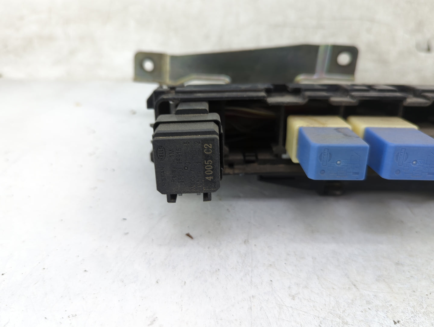 2015-2020 Infiniti Qx60 Fusebox Fuse Box Panel Relay Module P/N:24382 JR23B 7154-7219-30 Fits OEM Used Auto Parts - Oemuseda