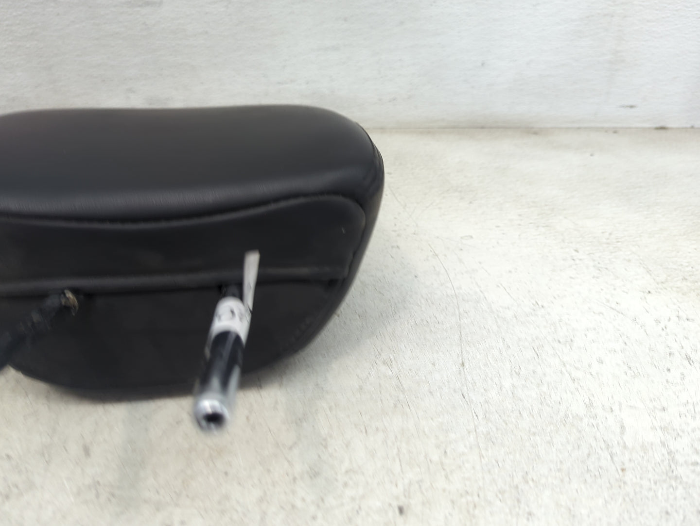 2014-2015 Infiniti Qx60 Headrest Head Rest Front Driver Seat Black - Oemusedautoparts1.com