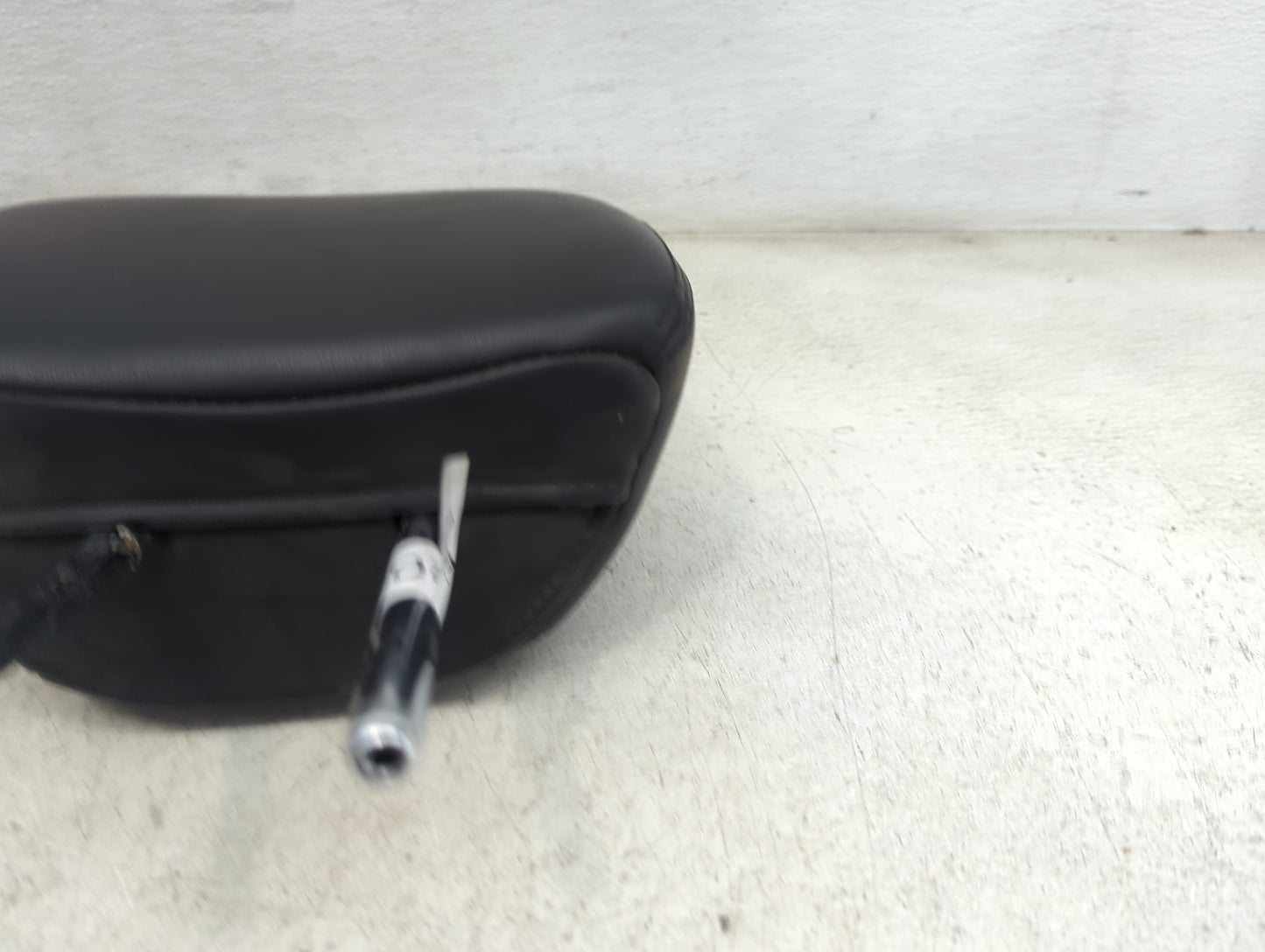 2014-2015 Infiniti Qx60 Headrest Head Rest Front Driver Seat Black - Oemusedautoparts1.com