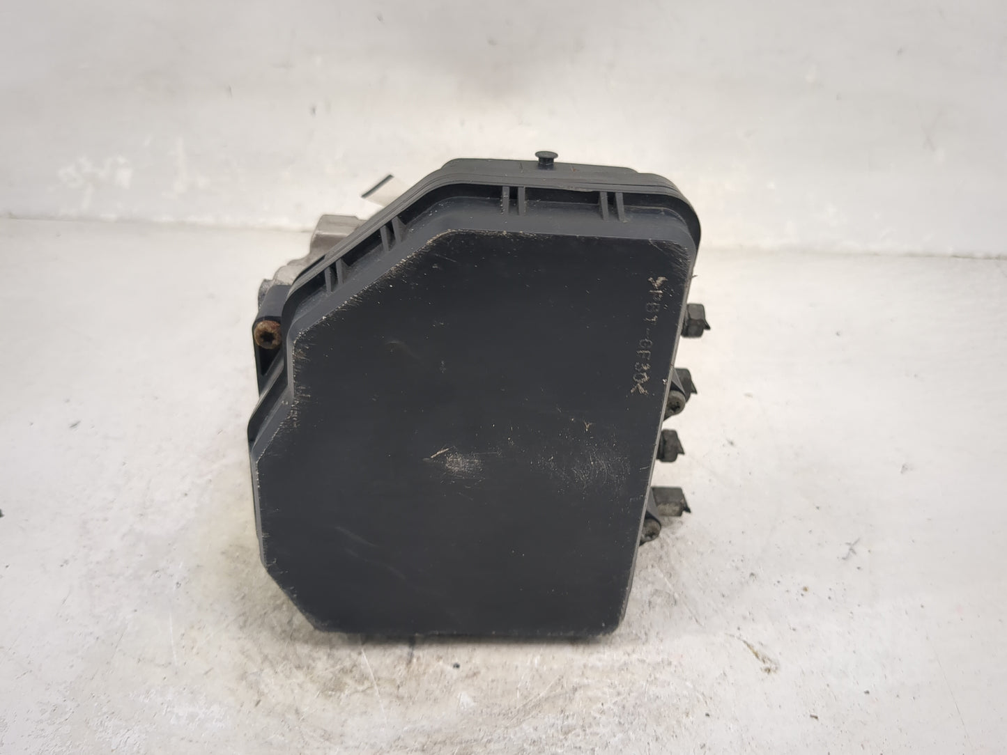 2014 Infiniti Qx60 ABS Pump Control Module Replacement P/N:476603JA0C 133000-0430 Fits OEM Used Auto Parts - Oemusedautopart