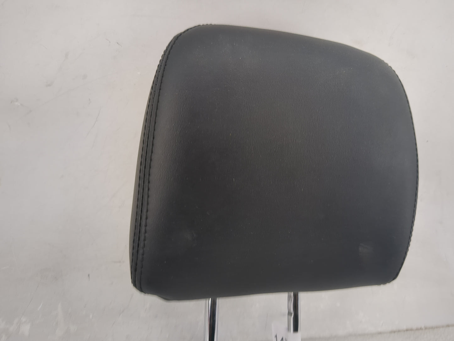 2014-2015 Infiniti Qx60 Headrest Head Rest Front Driver Passenger Seat Fits Fits 2014 2015 OEM Used Auto Parts - Oemusedauto