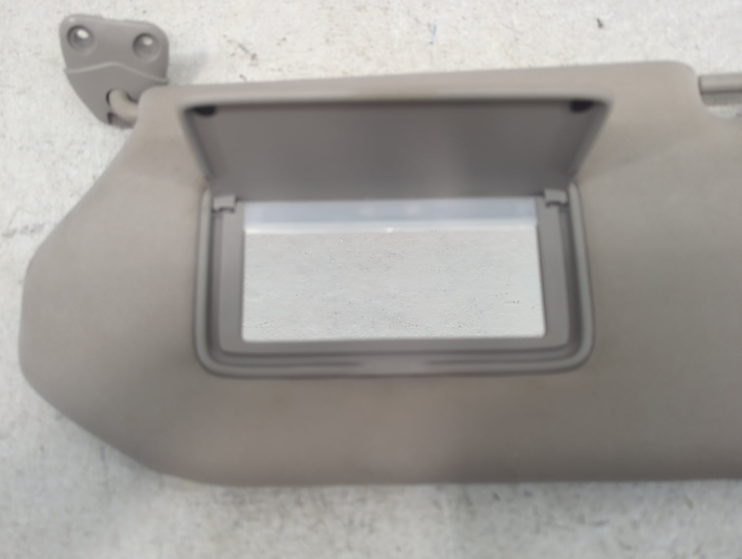 2014-2019 Infiniti Qx60 Sun Visor Shade Replacement Driver Left Mirror Fits Fits 2013 2014 2015 2016 2017 2018 2019 OEM Used