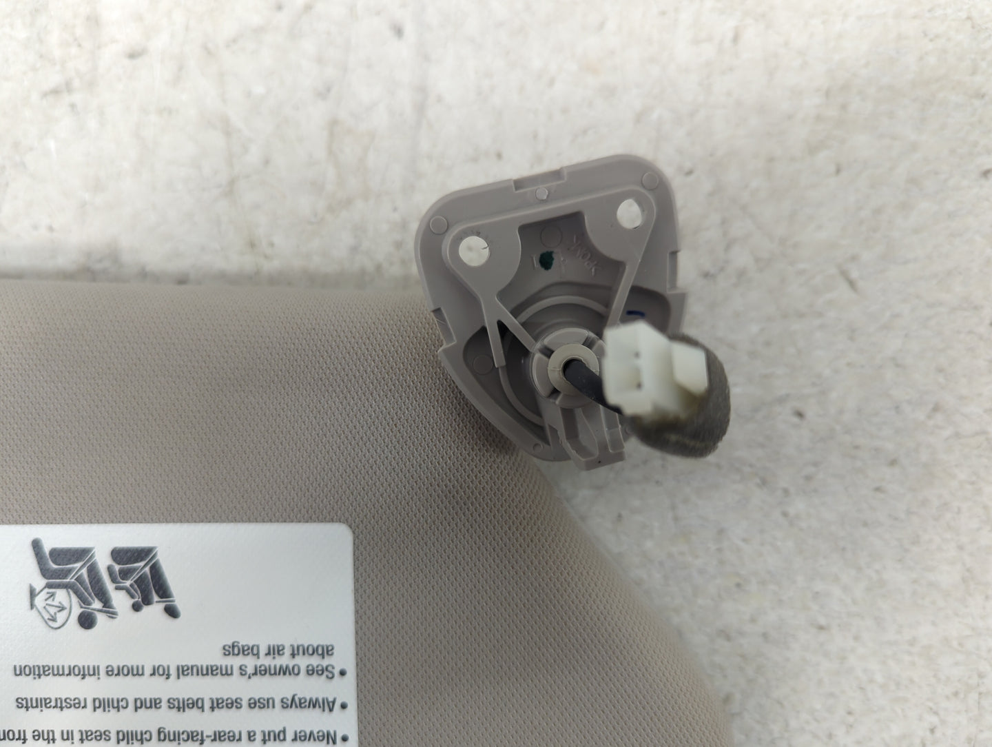 2014-2019 Infiniti Qx60 Sun Visor Shade Replacement Driver Left Mirror Fits Fits 2013 2014 2015 2016 2017 2018 2019 OEM Used