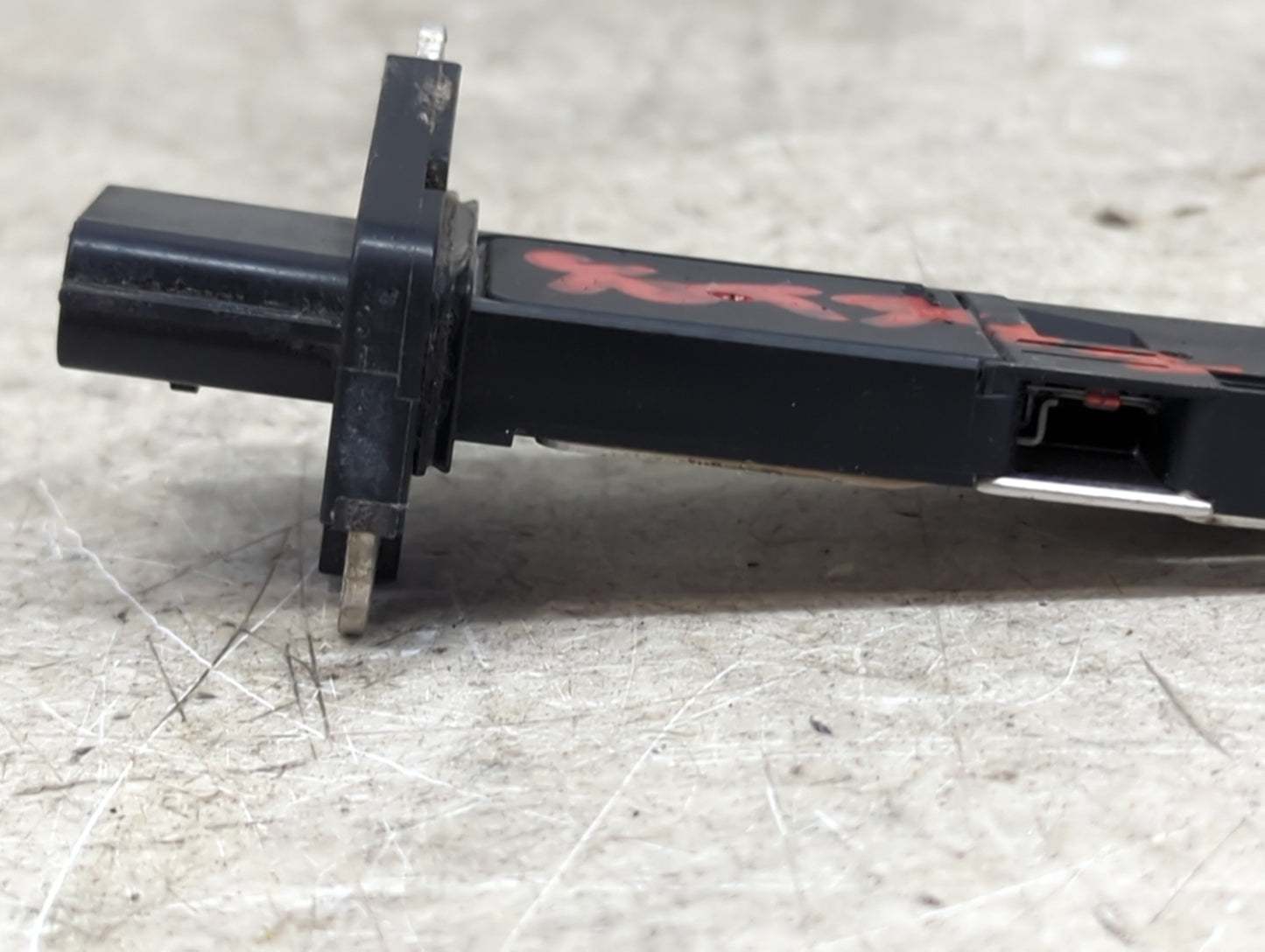 2014-2014 Infiniti Qx60 Mass Air Flow Meter Maf 1486431 - Oemusedautoparts1.com