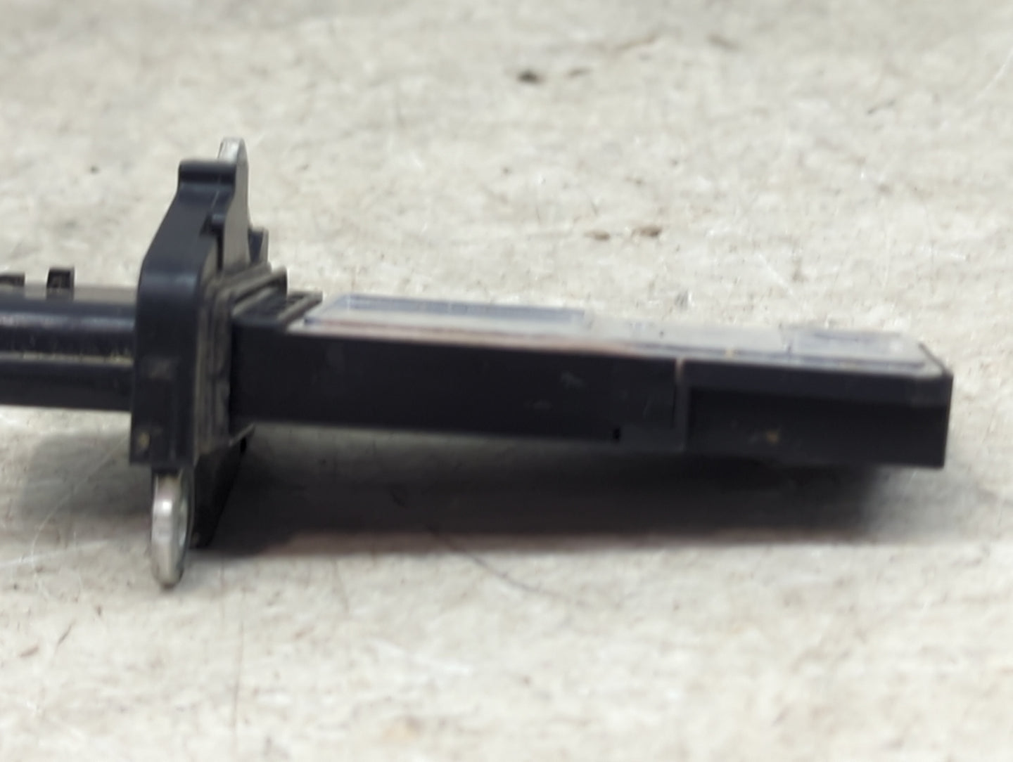 2014-2014 Infiniti Qx60 Mass Air Flow Meter Maf 1486431 - Oemusedautoparts1.com