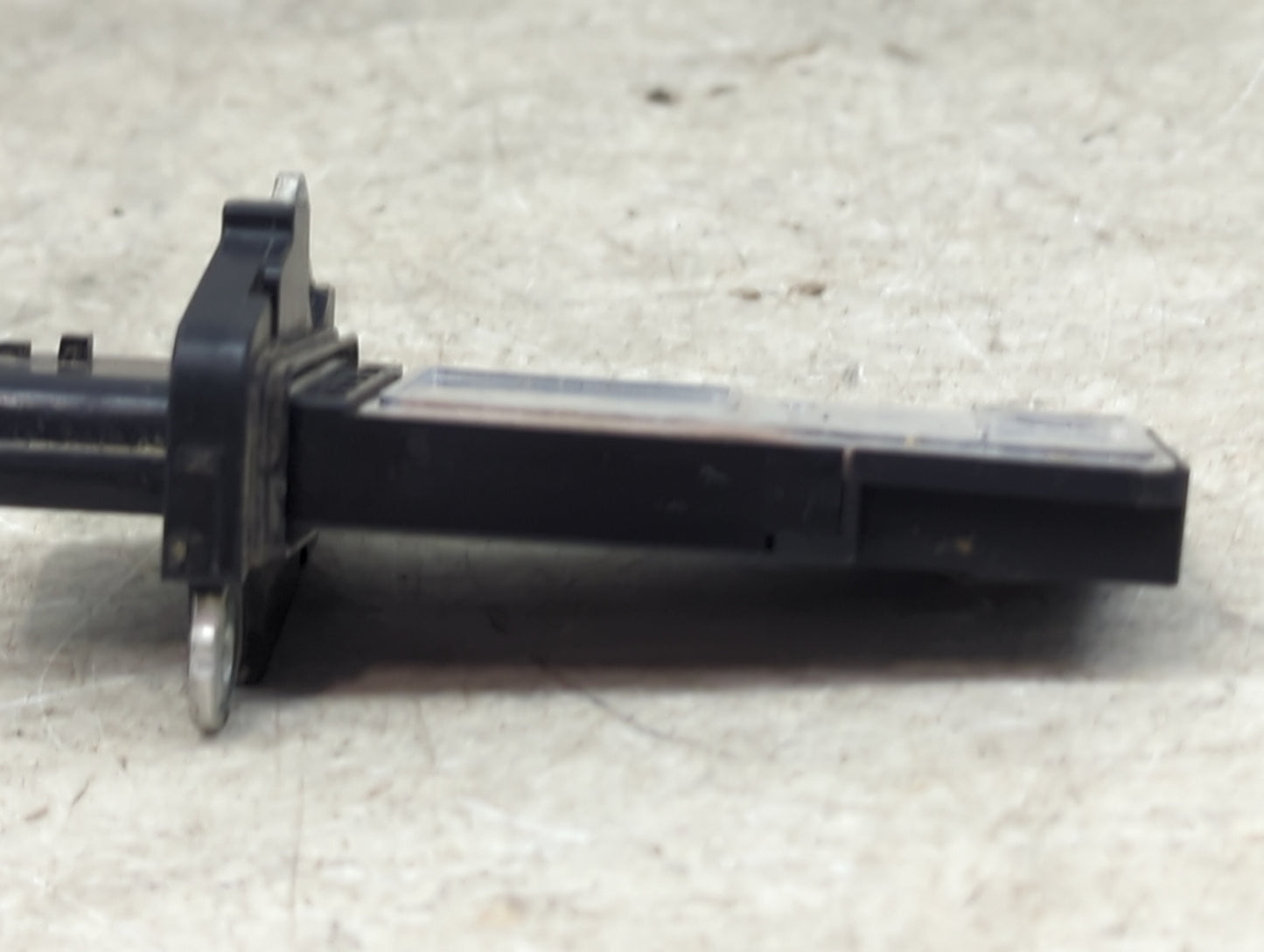 2014-2014 Infiniti Qx60 Mass Air Flow Meter Maf 1486431 - Oemusedautoparts1.com