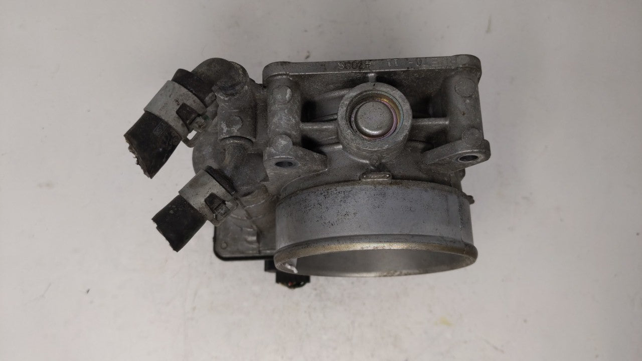2014 Infiniti Qx60 Throttle Body P/N:526-01 G 0205, RME70-11 Fits Fits 2007 2008 2009 2010 2011 2012 2013 OEM Used Auto Part