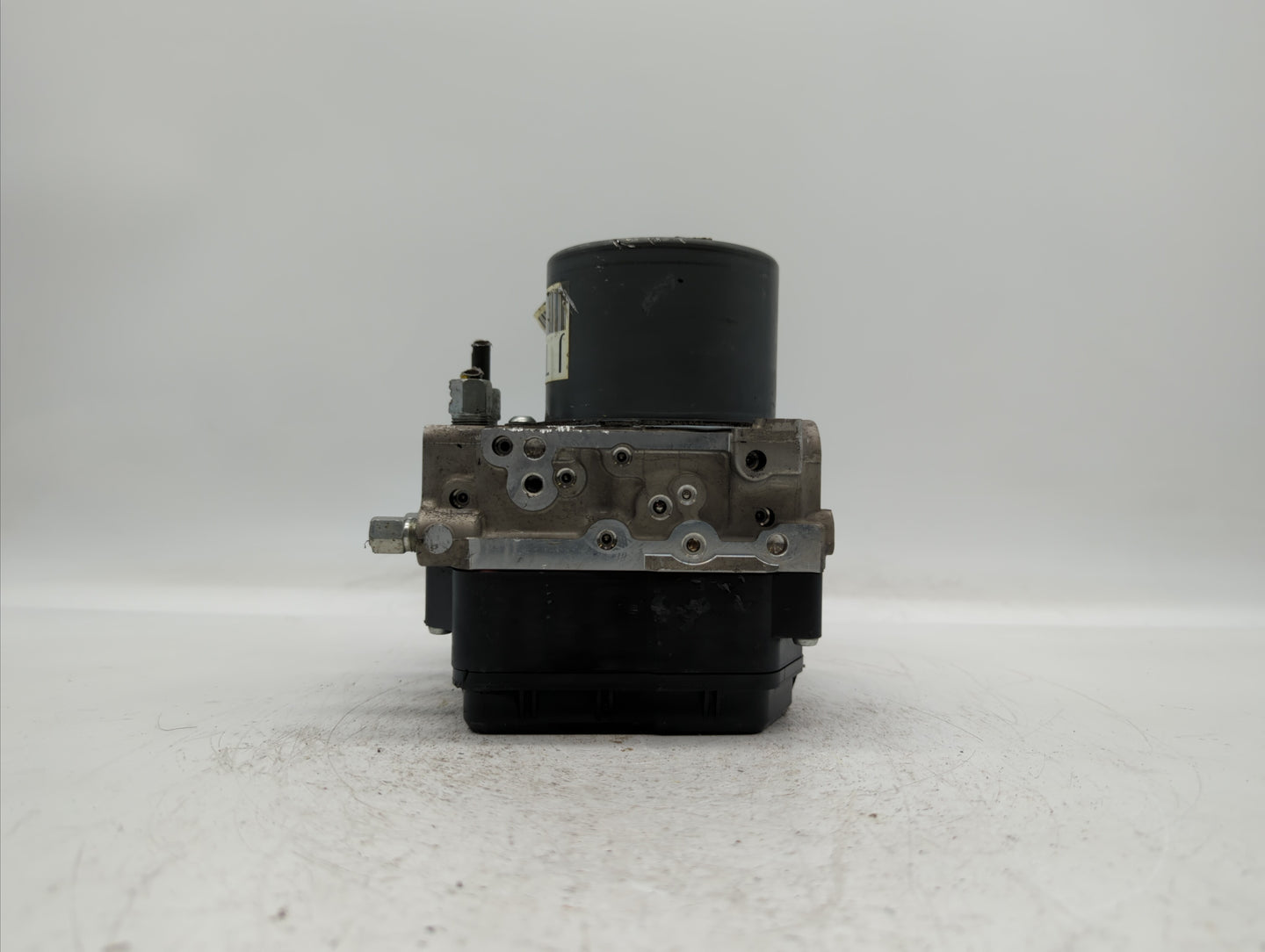 2014-2015 Infiniti Qx60 ABS Pump Control Module Replacement P/N:47660 3JA0B Fits Fits 2013 2014 2015 OEM Used Auto Parts - O