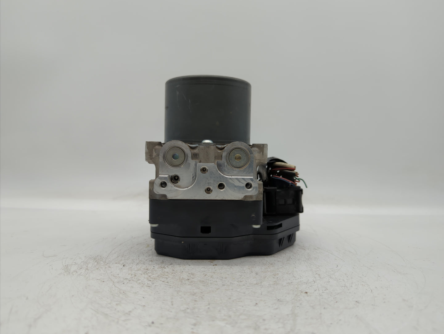2014-2015 Infiniti Qx60 ABS Pump Control Module Replacement P/N:47660 3JA0B Fits Fits 2013 2014 2015 OEM Used Auto Parts - O