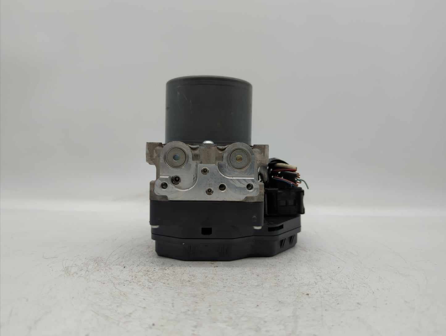 2014-2015 Infiniti Qx60 ABS Pump Control Module Replacement P/N:47660 3JA0B Fits Fits 2013 2014 2015 OEM Used Auto Parts - O