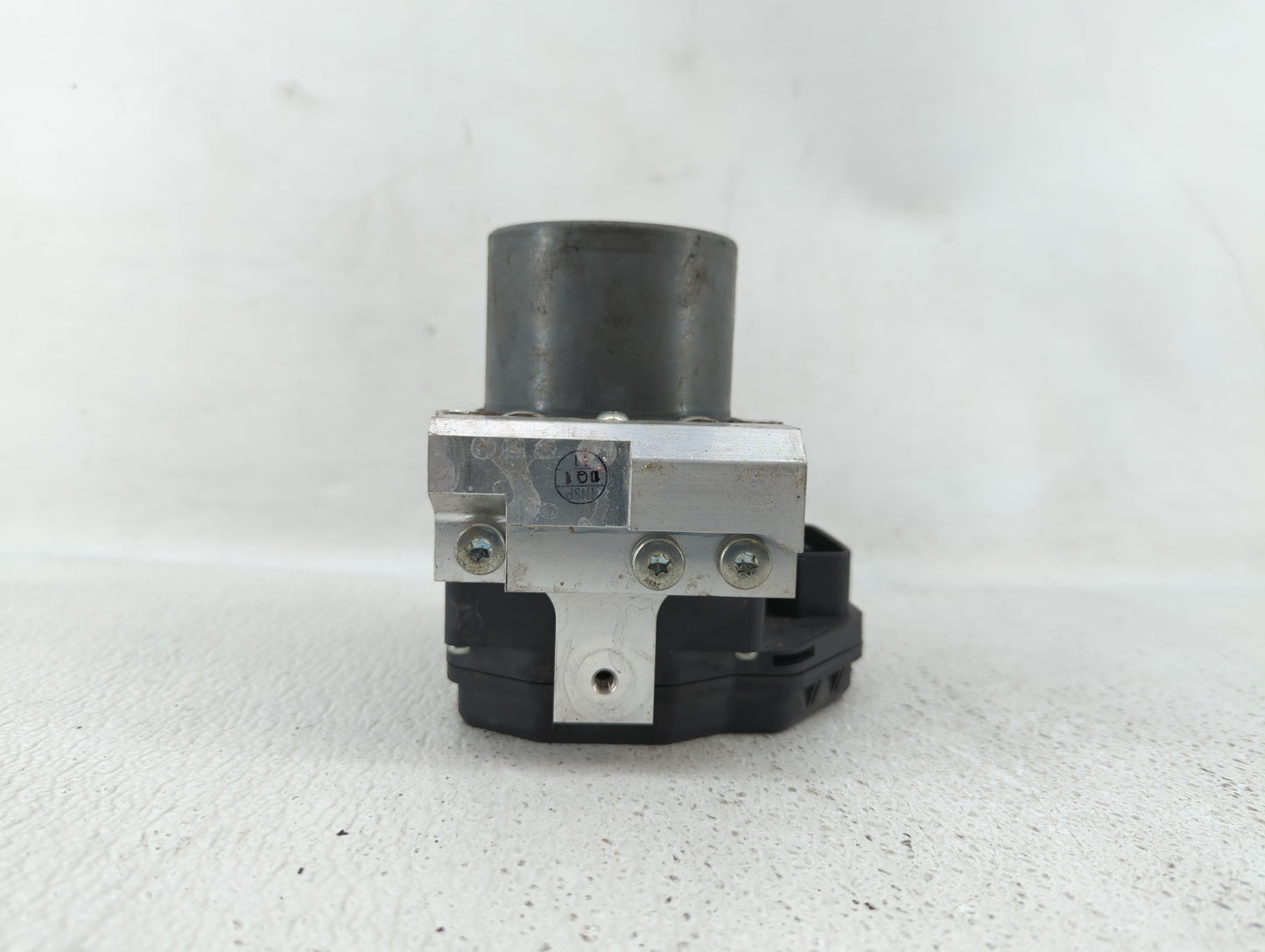 2014-2015 Infiniti Qx60 ABS Pump Control Module Replacement P/N:47660 3JV0J Fits Fits 2014 2015 OEM Used Auto Parts - Oemuse