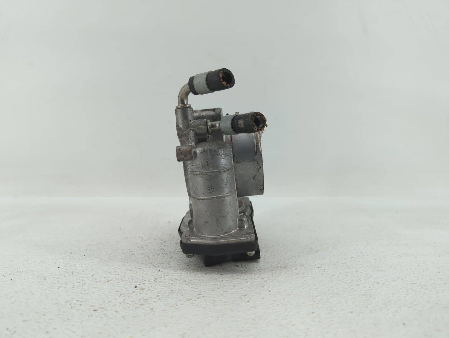 2014 Infiniti Qx60 Throttle Body P/N:526-01 G 0205, RME70-11 Fits Fits 2007 2008 2009 2010 2011 2012 2013 OEM Used Auto Part