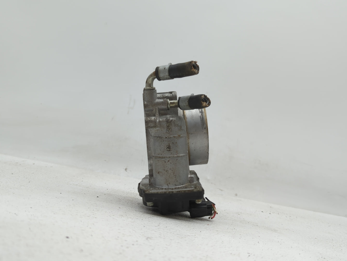 2014 Infiniti Qx60 Throttle Body P/N:526-01 G 0205, RME70-11 Fits Fits 2007 2008 2009 2010 2011 2012 2013 OEM Used Auto Part