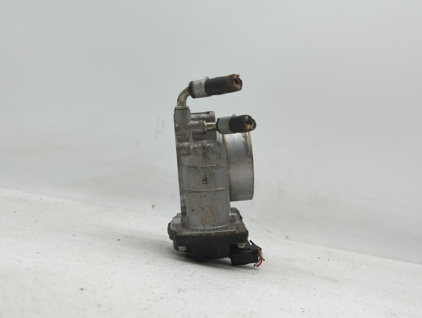 2014 Infiniti Qx60 Throttle Body P/N:526-01 G 0205, RME70-11 Fits Fits 2007 2008 2009 2010 2011 2012 2013 OEM Used Auto Part