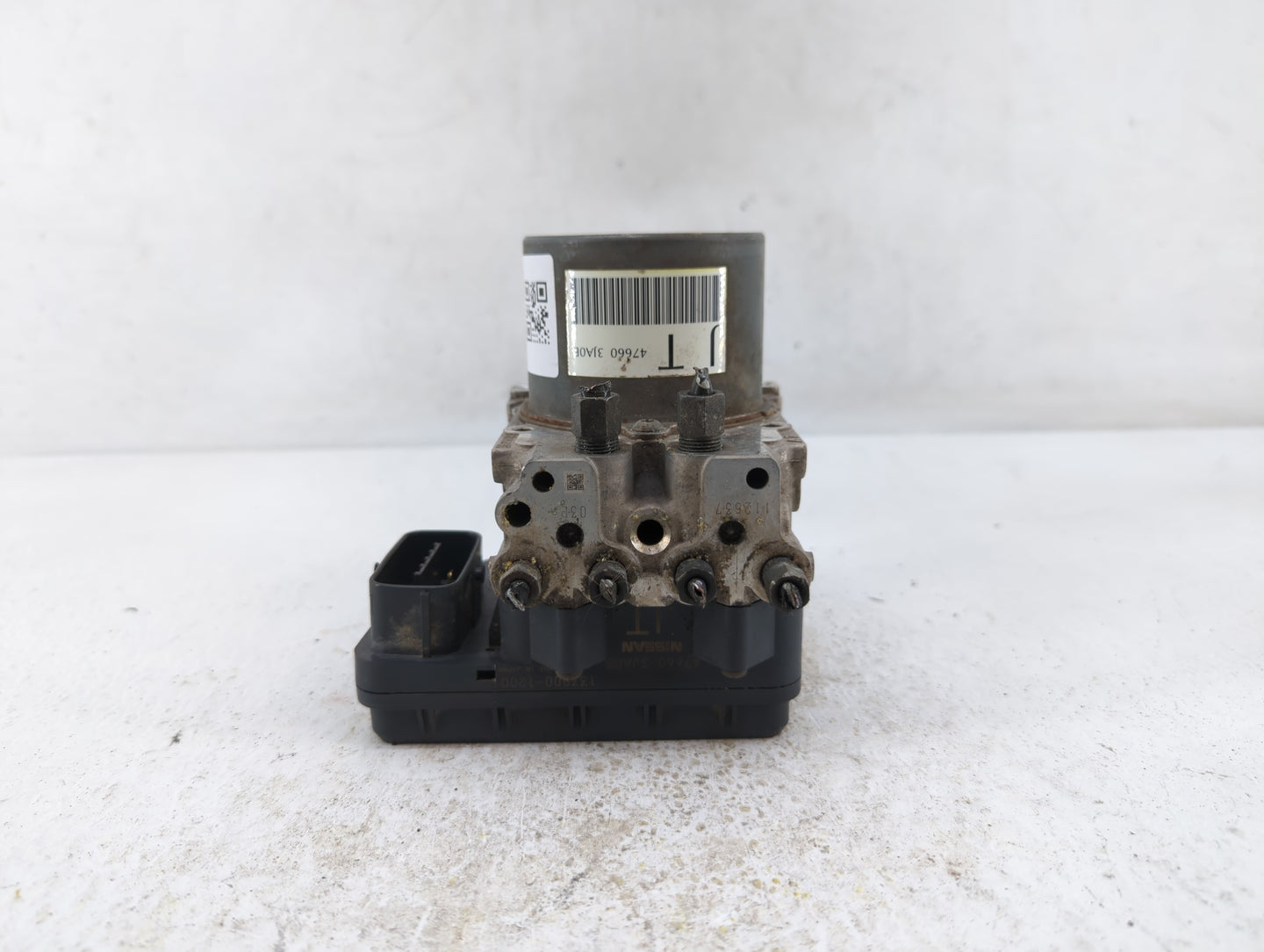 2014-2015 Infiniti Qx60 ABS Pump Control Module Replacement P/N:47660 3JA0B Fits Fits 2013 2014 2015 OEM Used Auto Parts - O