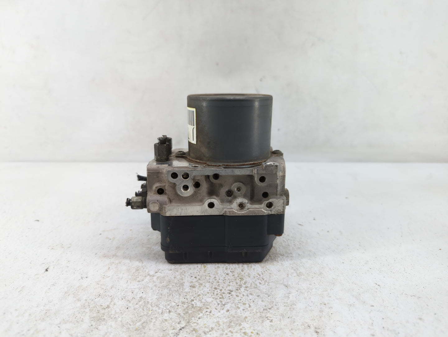2014-2015 Infiniti Qx60 ABS Pump Control Module Replacement P/N:47660 3JA0B Fits Fits 2013 2014 2015 OEM Used Auto Parts - O