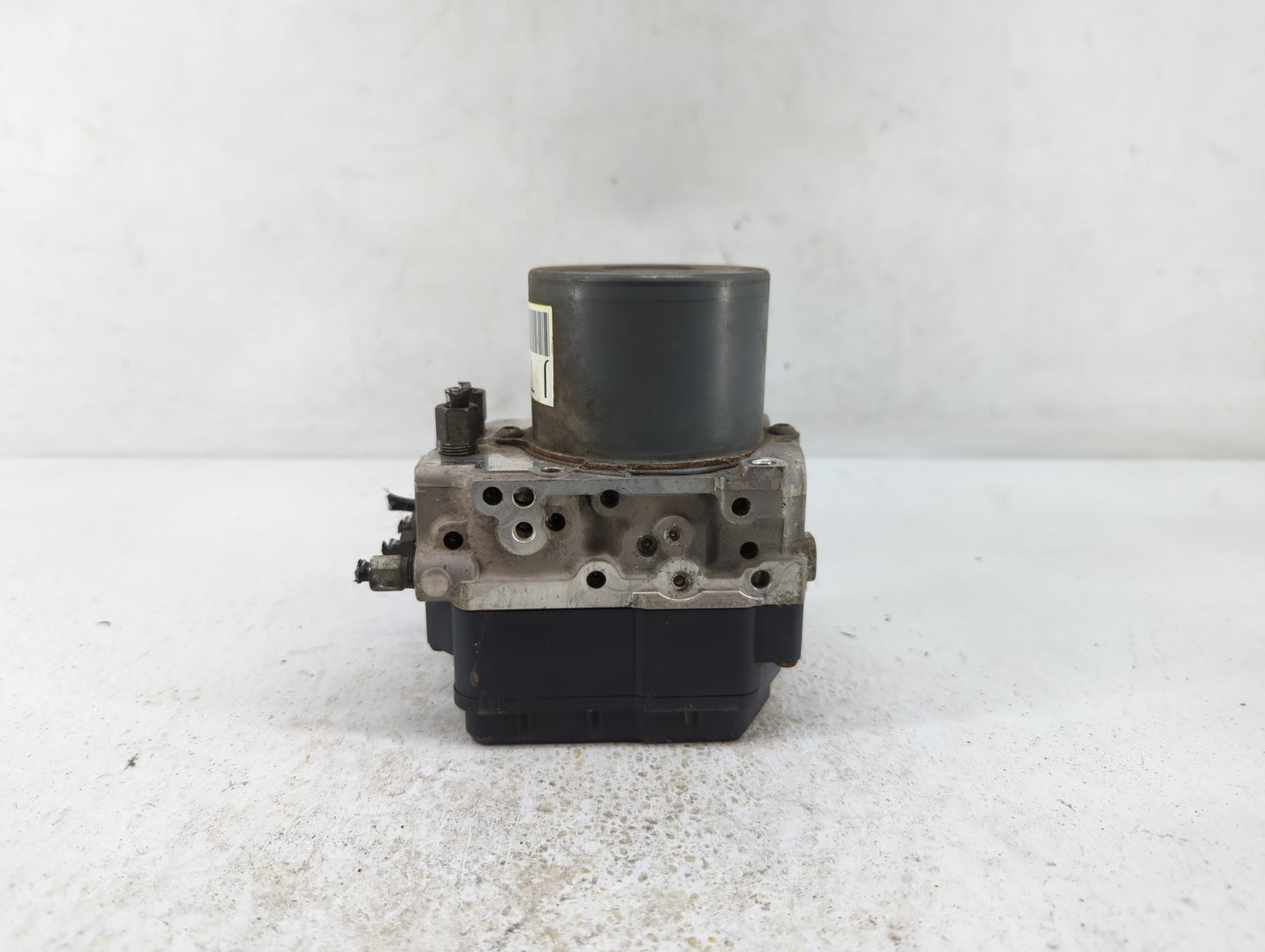 2014-2015 Infiniti Qx60 ABS Pump Control Module Replacement P/N:47660 3JA0B Fits Fits 2013 2014 2015 OEM Used Auto Parts - O
