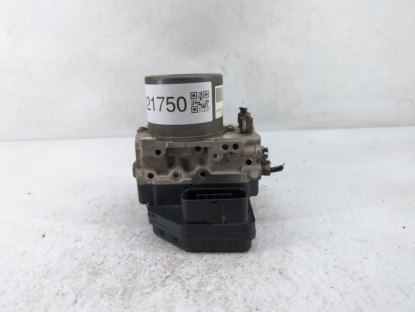 2014-2015 Infiniti Qx60 ABS Pump Control Module Replacement P/N:47660 3JA0B Fits Fits 2013 2014 2015 OEM Used Auto Parts - O