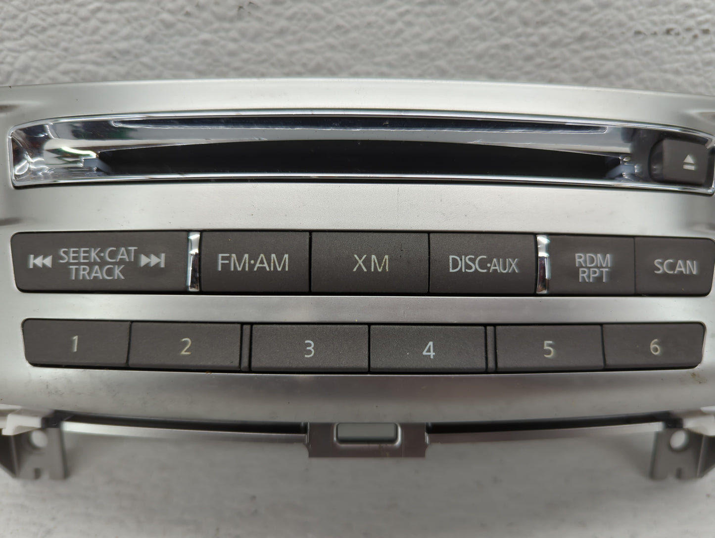 2014-2016 Infiniti Qx60 Am Fm Cd Player Radio Receiver 596580 - Oemusedautoparts1.com