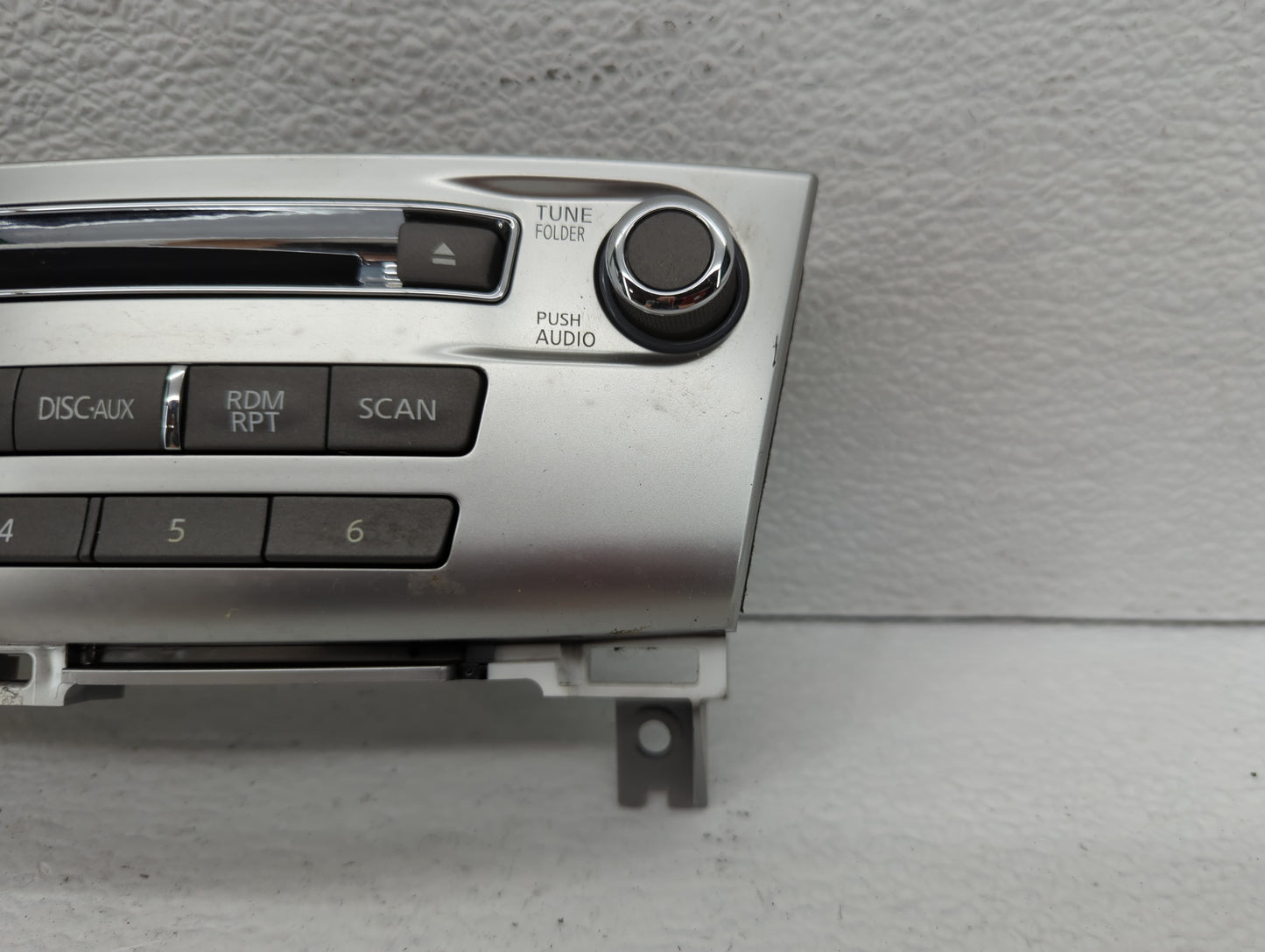 2014-2016 Infiniti Qx60 Am Fm Cd Player Radio Receiver 596580 - Oemusedautoparts1.com