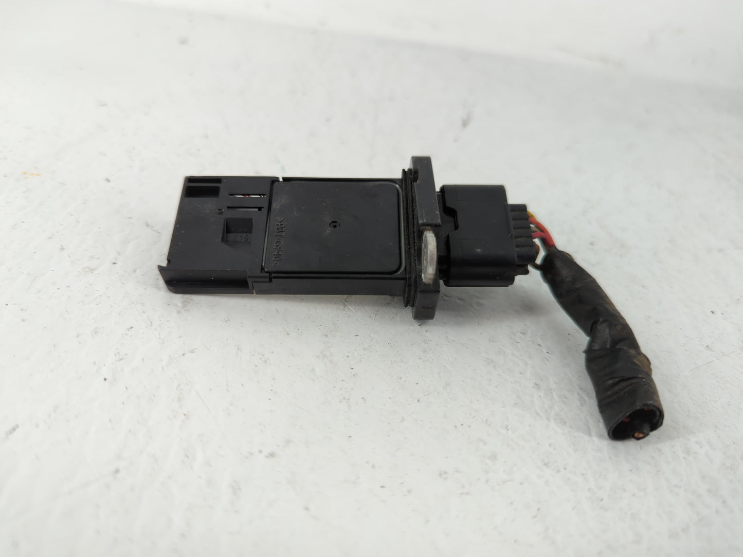 2014-2014 Infiniti Qx60 Mass Air Flow Meter Maf - Oemusedautoparts1.com