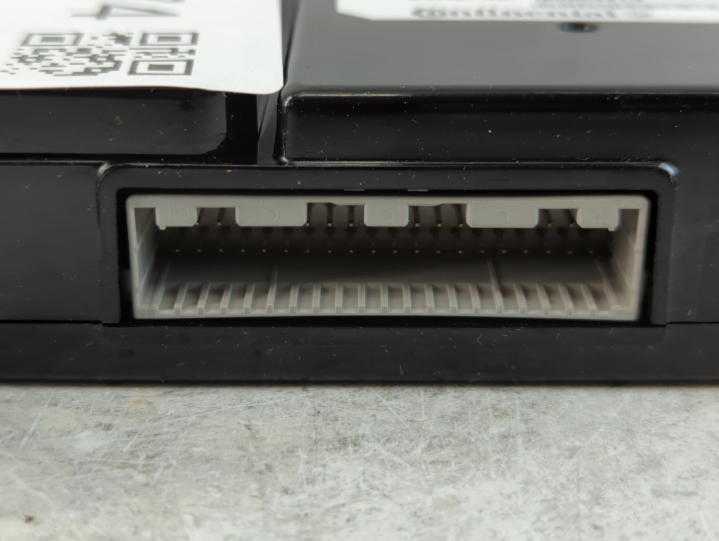 2014-2016 Infiniti Qx60 Chassis Control Module Ccm Bcm Body Control - Oemusedautoparts1.com