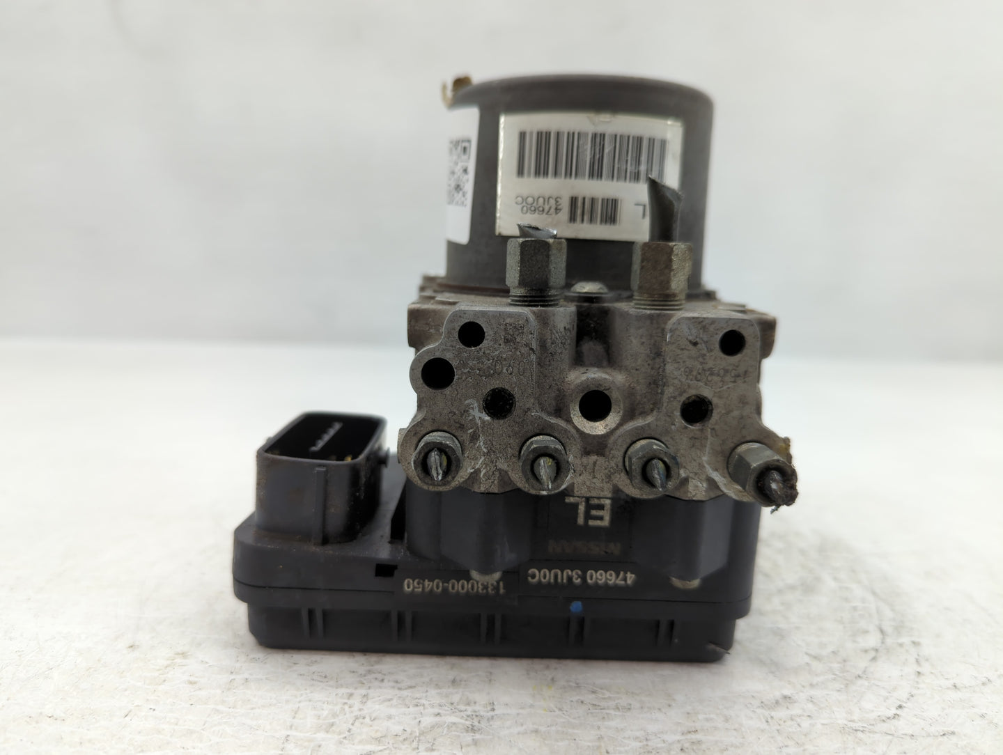 2014 Infiniti Qx60 ABS Pump Control Module Replacement P/N:47660 3JU0C Fits OEM Used Auto Parts - Oemusedautoparts1.com