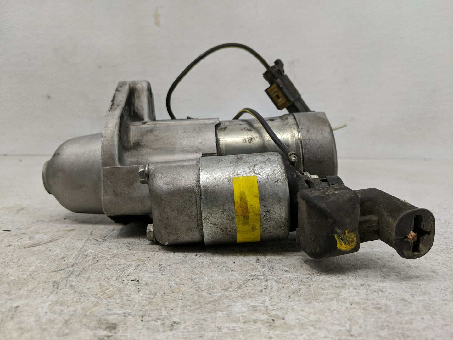 2014-2017 Infiniti Qx70 Car Starter Motor Solenoid OEM P/N:23300 EY00H Fits OEM Used Auto Parts - Oemusedautoparts1.com