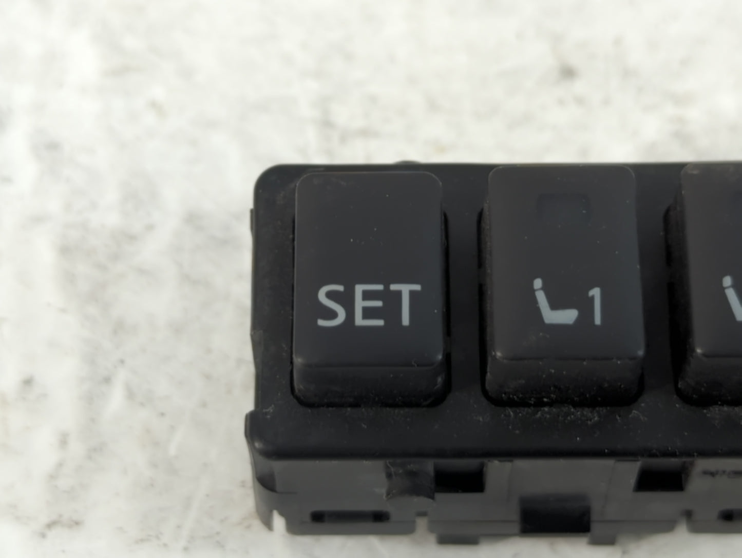 2014-2019 Infiniti Qx80 Master Power Window Switch Replacement Driver Side Left Fits OEM Used Auto Parts - Oemusedautoparts1