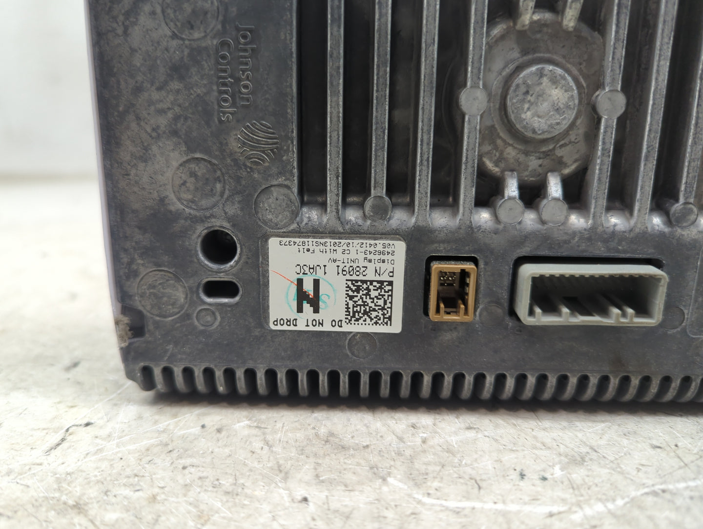 2014-2017 Infiniti Qx80 Information Display Screen 1496536 - Oemusedautoparts1.com