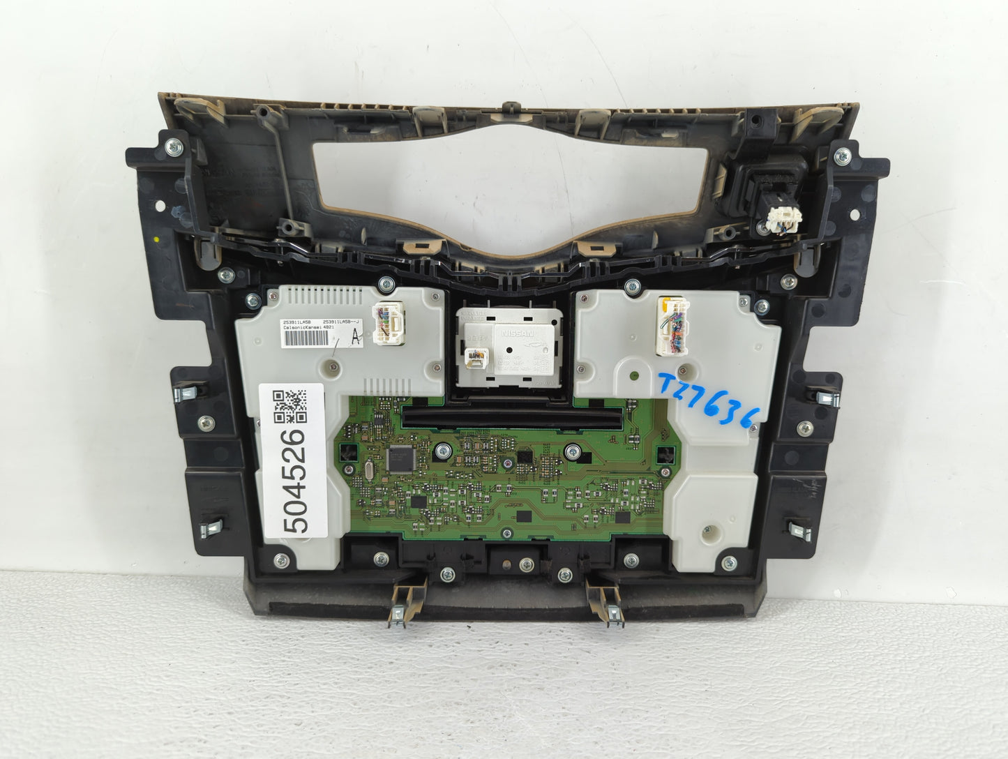 2014-2017 Infiniti Qx80 Radio Control Panel - Oemusedautoparts1.com