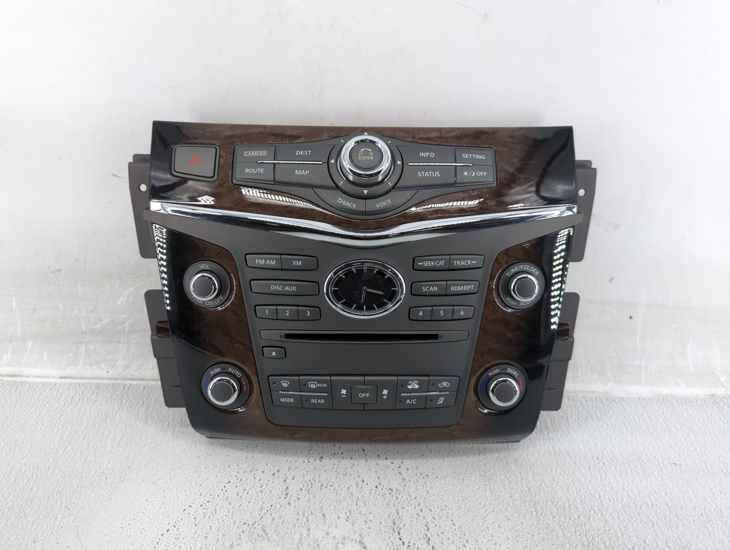 2014-2017 Infiniti Qx80 Am Fm Cd Player Radio Receiver - Oemusedautoparts1.com