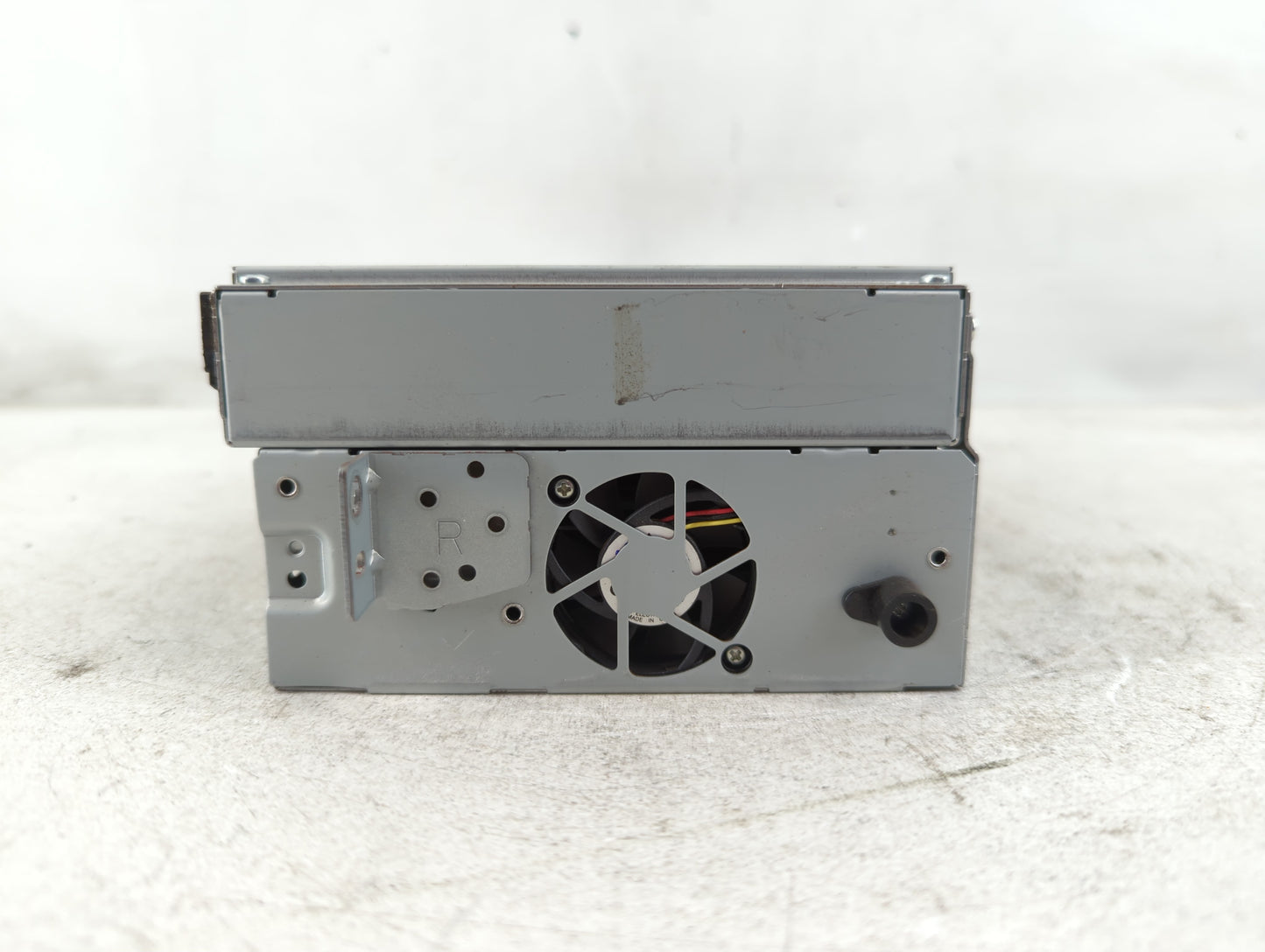 2014-2015 Jaguar Xf Radio AM FM Cd Player Receiver Replacement P/N:50645928AA Fits Fits 2014 2015 2016 OEM Used Auto Parts -