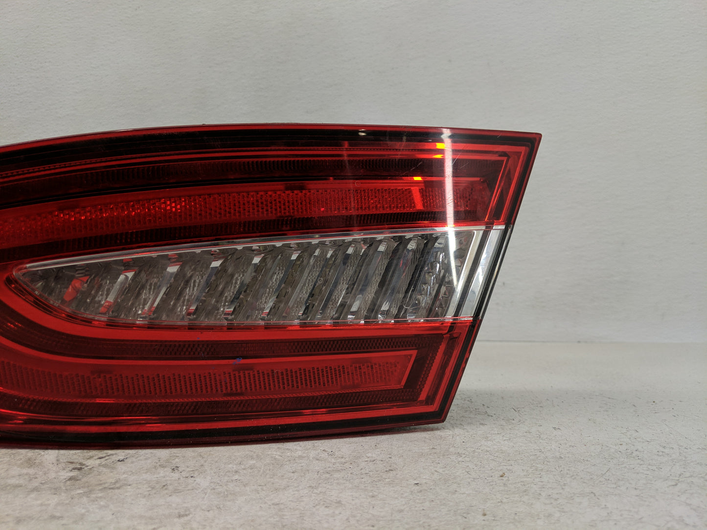 2012-2015 Jaguar Xf Tail Light Assembly Passenger Right OEM Fits Fits 2012 2013 2014 2015 OEM Used Auto Parts - Oemusedautop