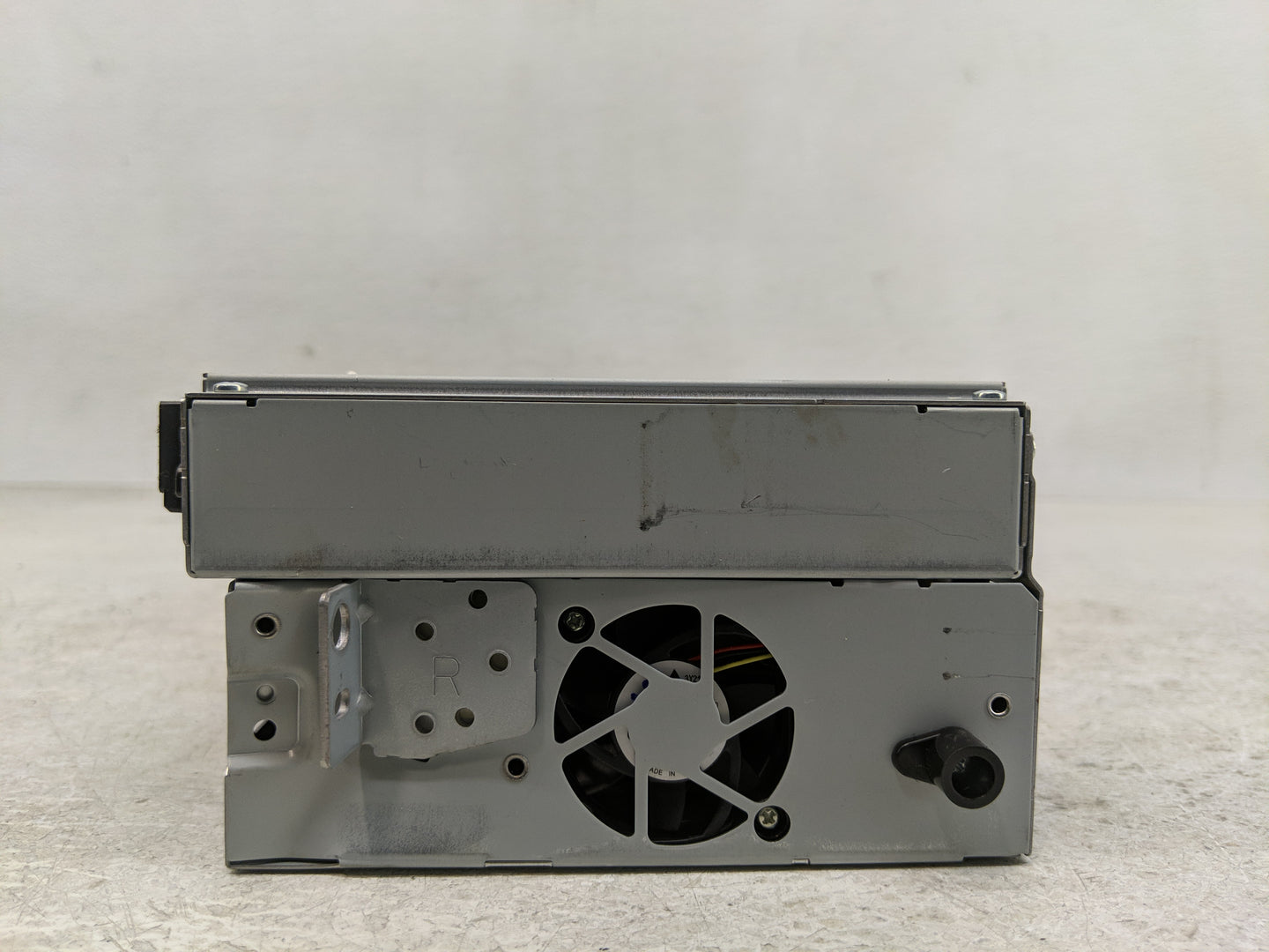 2014-2015 Jaguar Xf Radio AM FM Cd Player Receiver Replacement P/N:50645928 AA Fits Fits 2014 2015 2016 OEM Used Auto Parts 