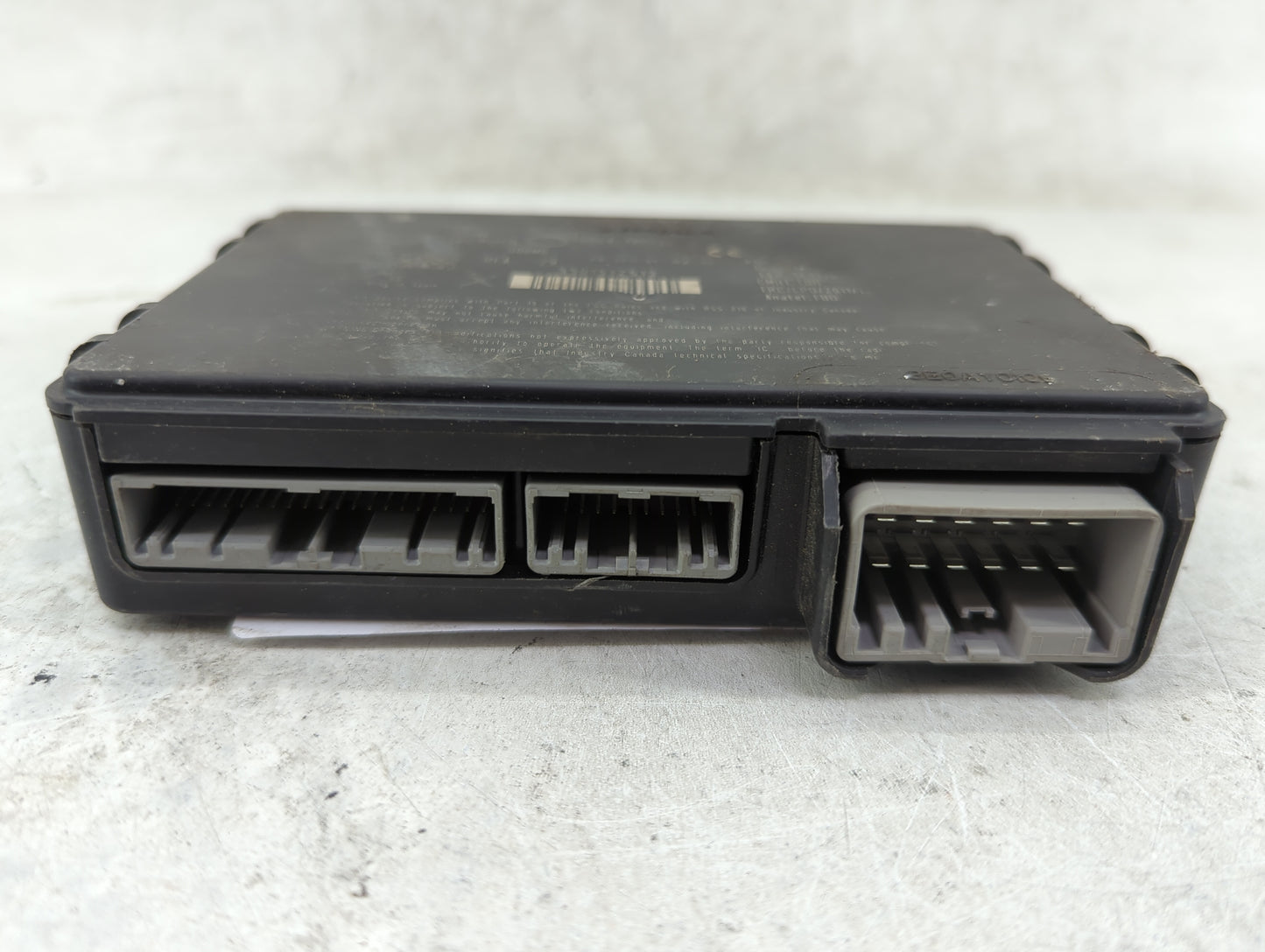 2014 Jaguar Xf Body Control Module Bcm Inner Cabin Fuse Box - Oemusedautoparts1.com
