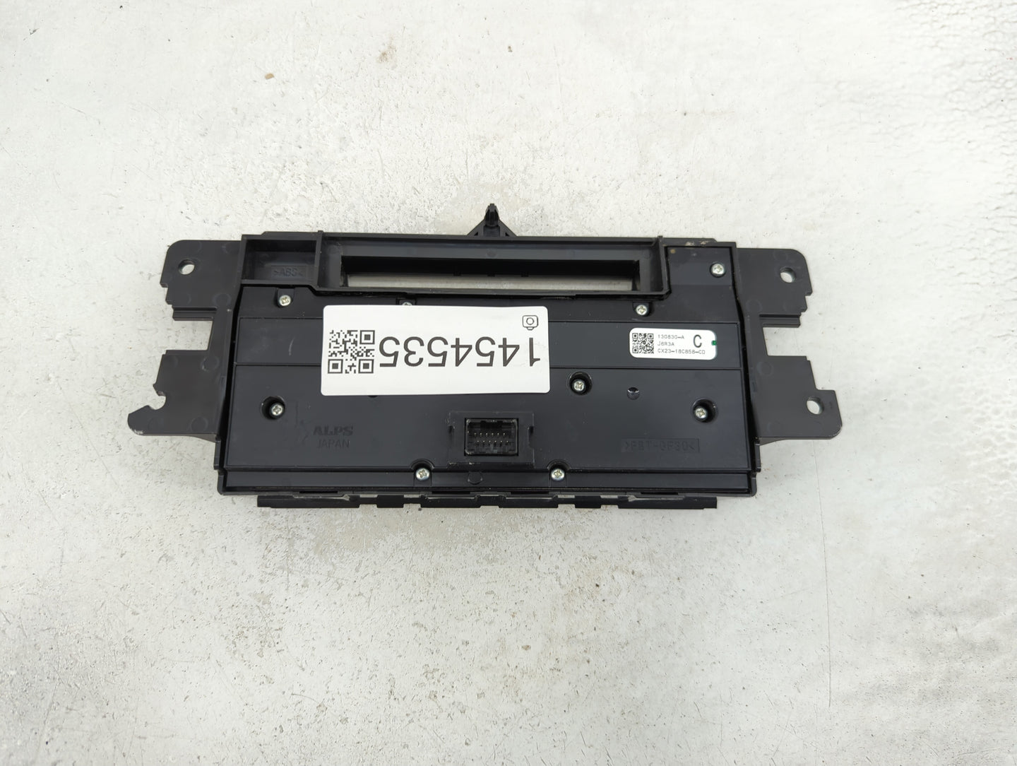 2013-2015 Jaguar Xf Radio AM FM Cd Player Receiver Replacement P/N:CX23-18C858-CD J6R3A, 130830-A Fits Fits 2013 2014 2015 O