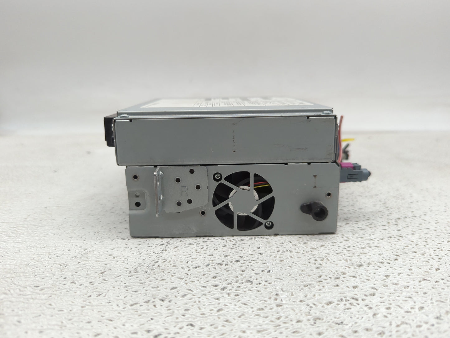 2014-2015 Jaguar Xf Radio AM FM Cd Player Receiver Replacement P/N:50645928 AA Fits Fits 2014 2015 OEM Used Auto Parts - Oem