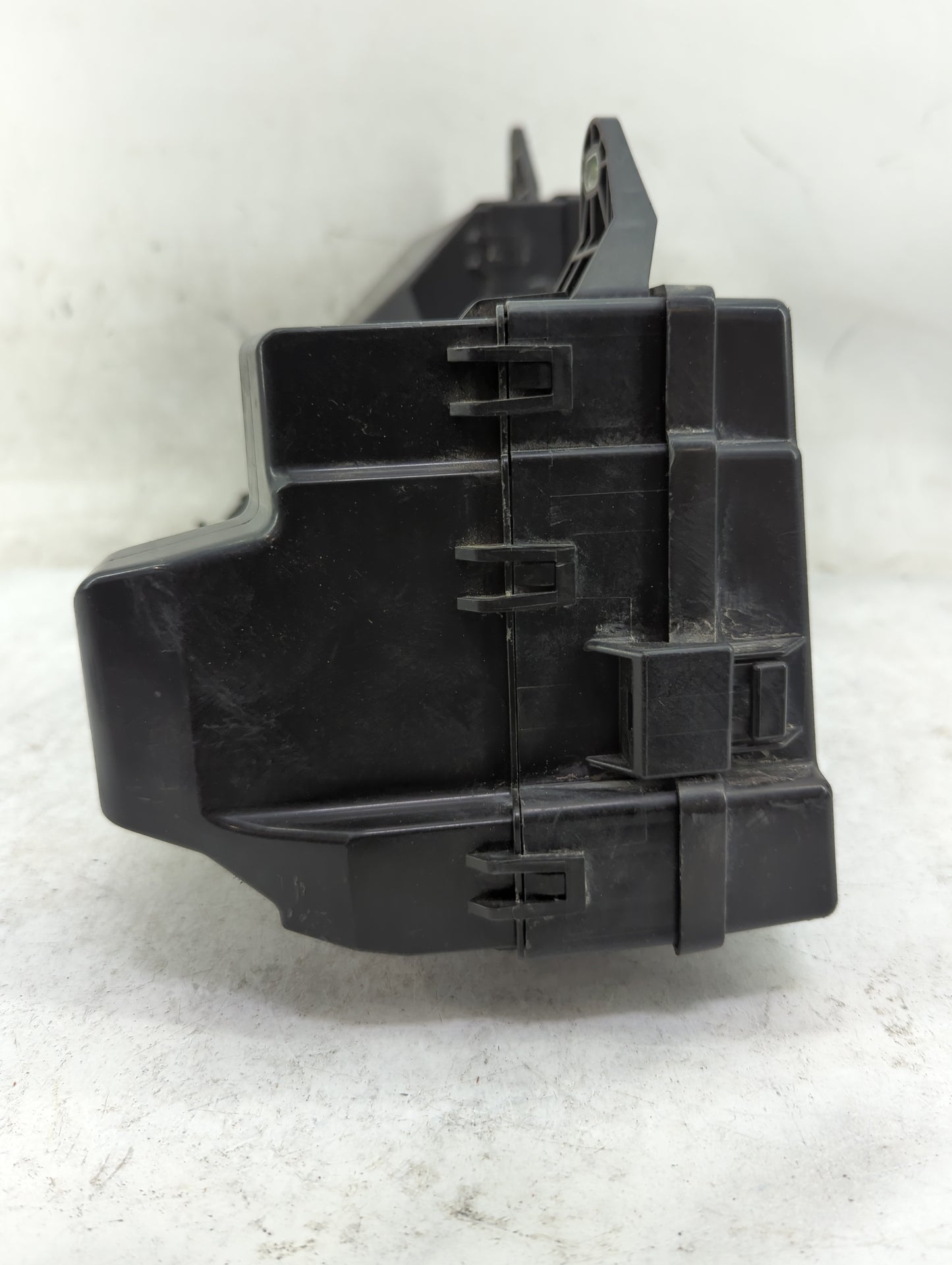 2014 Jaguar Xf Fusebox Fuse Box Panel Relay Module P/N:EX2314290AGB0026 Fits OEM Used Auto Parts - Oemusedautoparts1.com