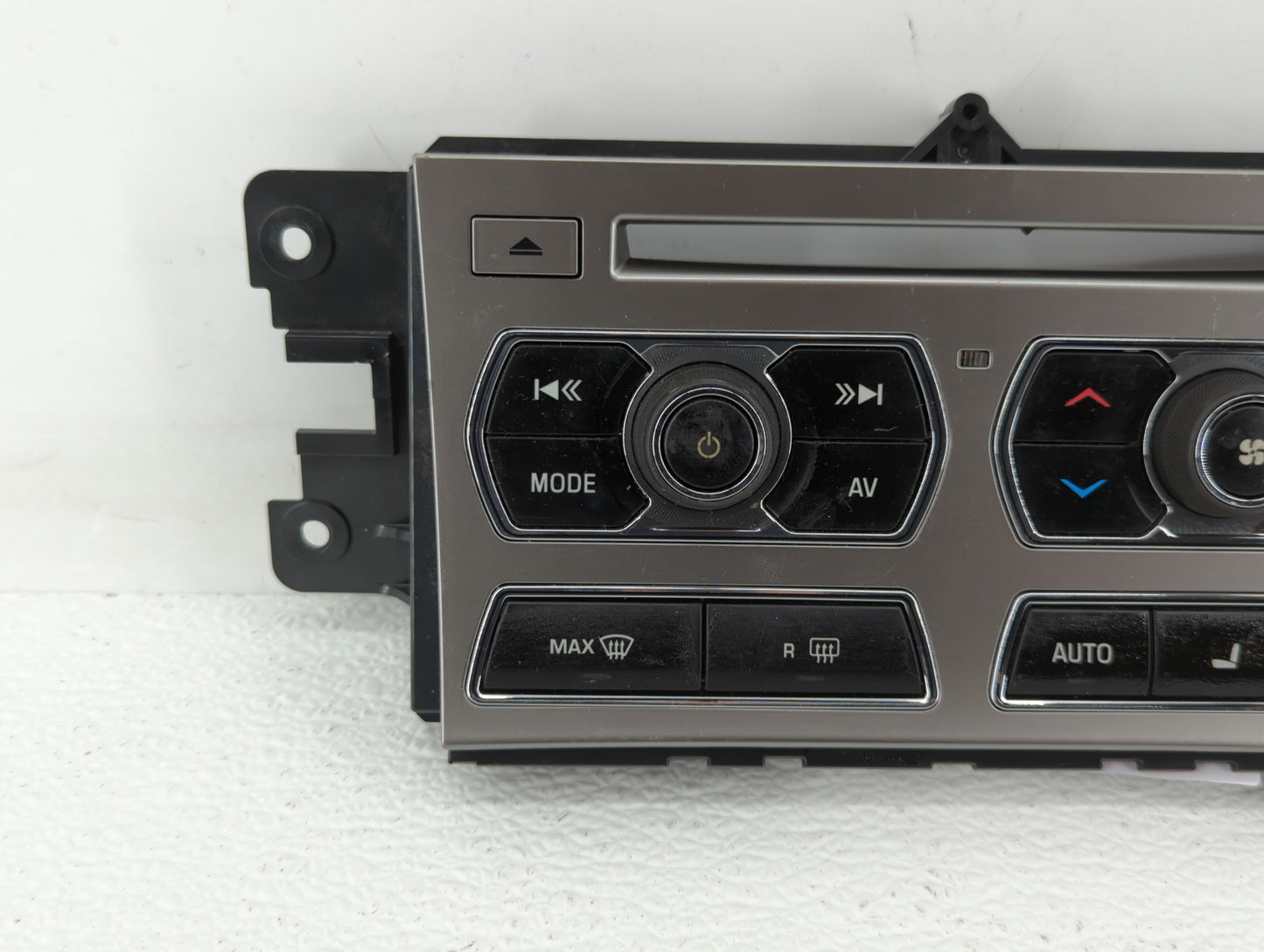2013-2015 Jaguar Xf Radio Control Panel - Oemusedautoparts1.com
