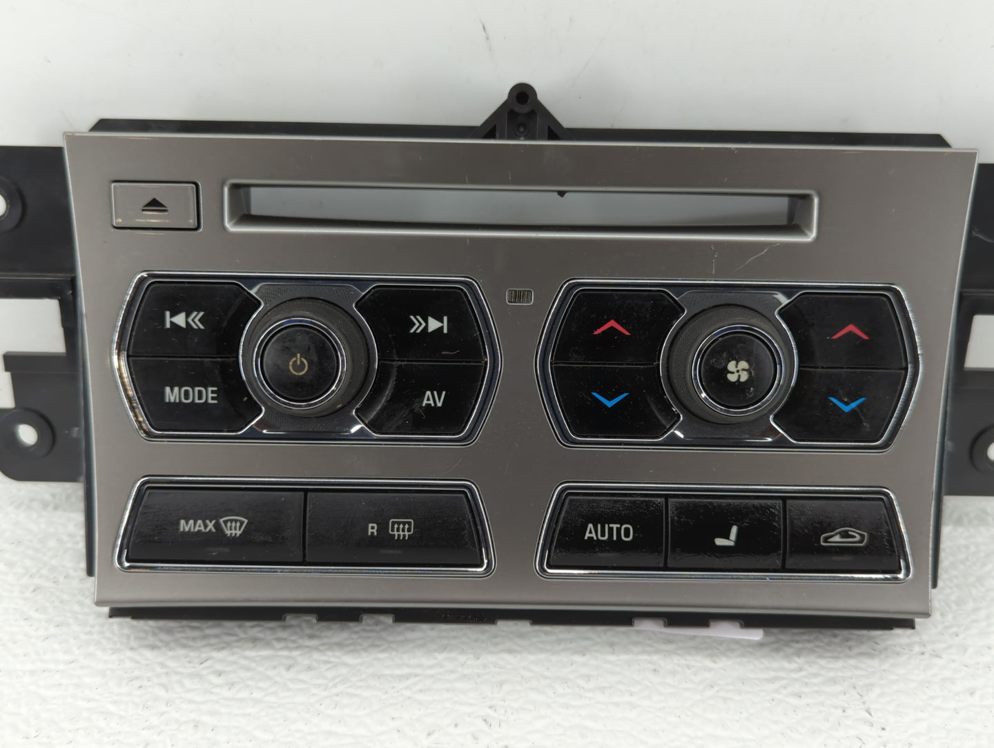 2013-2015 Jaguar Xf Radio Control Panel - Oemusedautoparts1.com